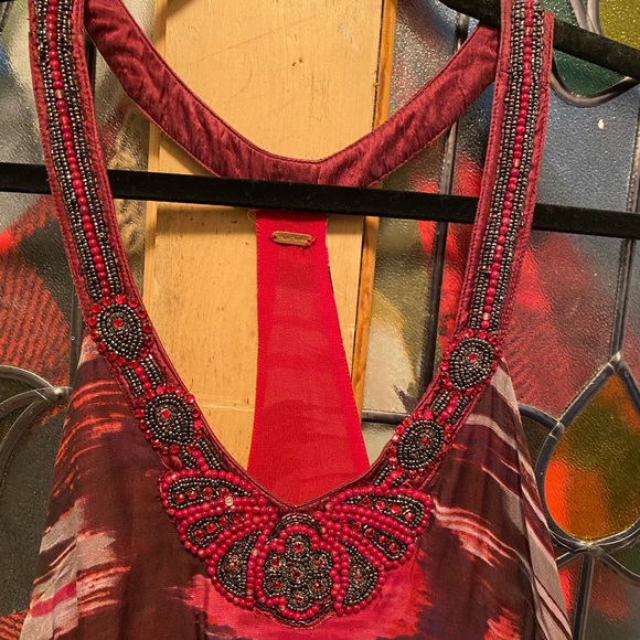 T-back beaded ruffle dress - Picture 2 of 4